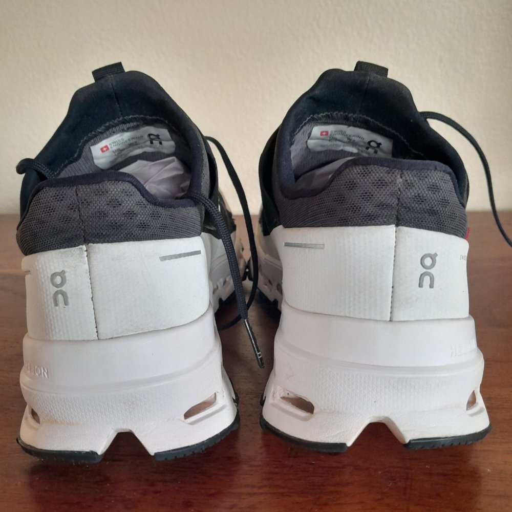 women's On Cloud running shoes sz 7-INNER SIDE DAMAGE - Picture 6 of 10